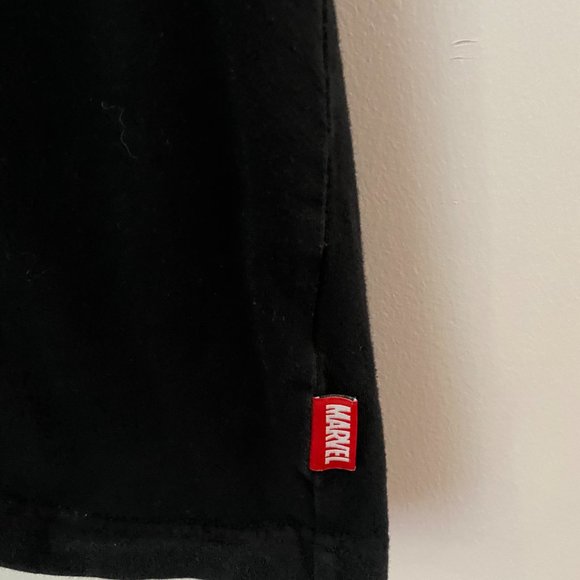 Uniqlo Black Panther T-Shirt - Picture 2 of 5